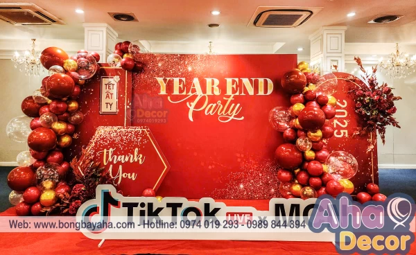 Tổng Hợp Các Mẫu Trang Trí Tiệc Cuối Năm 2025